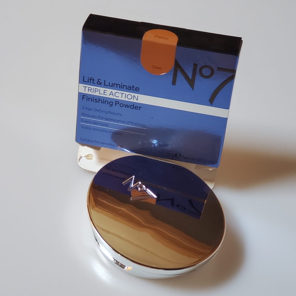 No7 Lift & Illuminate Finishing Powder NIB Deep